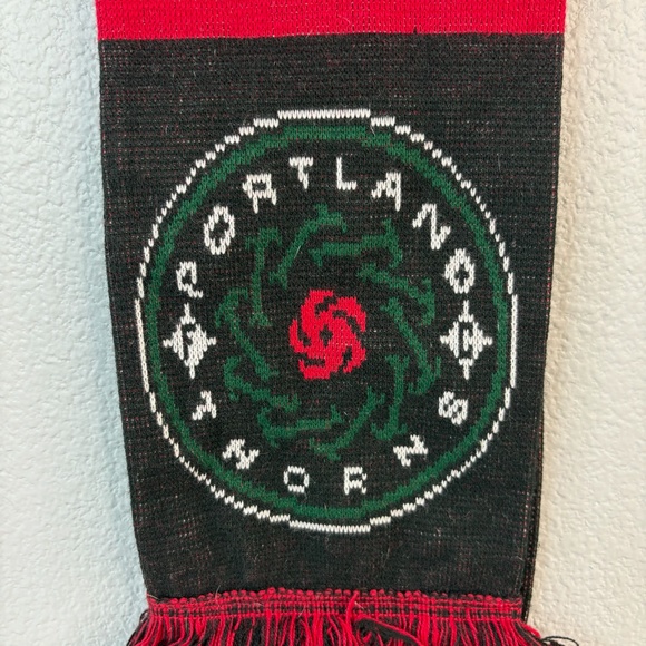 Portland Thorns Striped Scarf - Picture 2 of 5